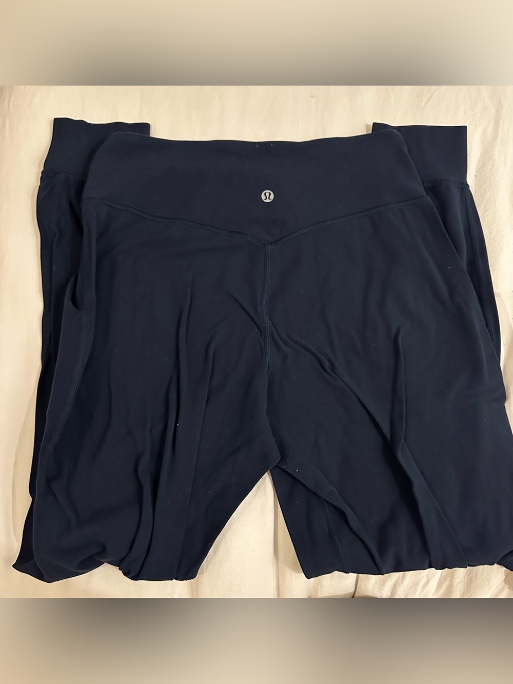 0015 Lululemon Navy Blue High Waisted  Joggers- Size 8